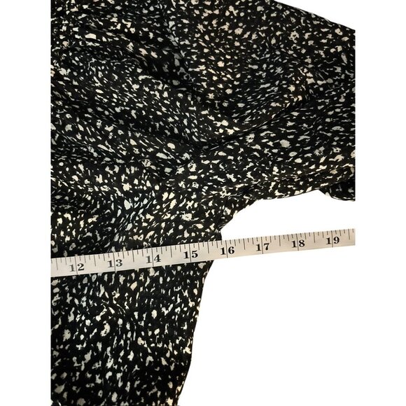 Universal Thread Women's Black & White Speckled Loose Top - Picture 4 of 7